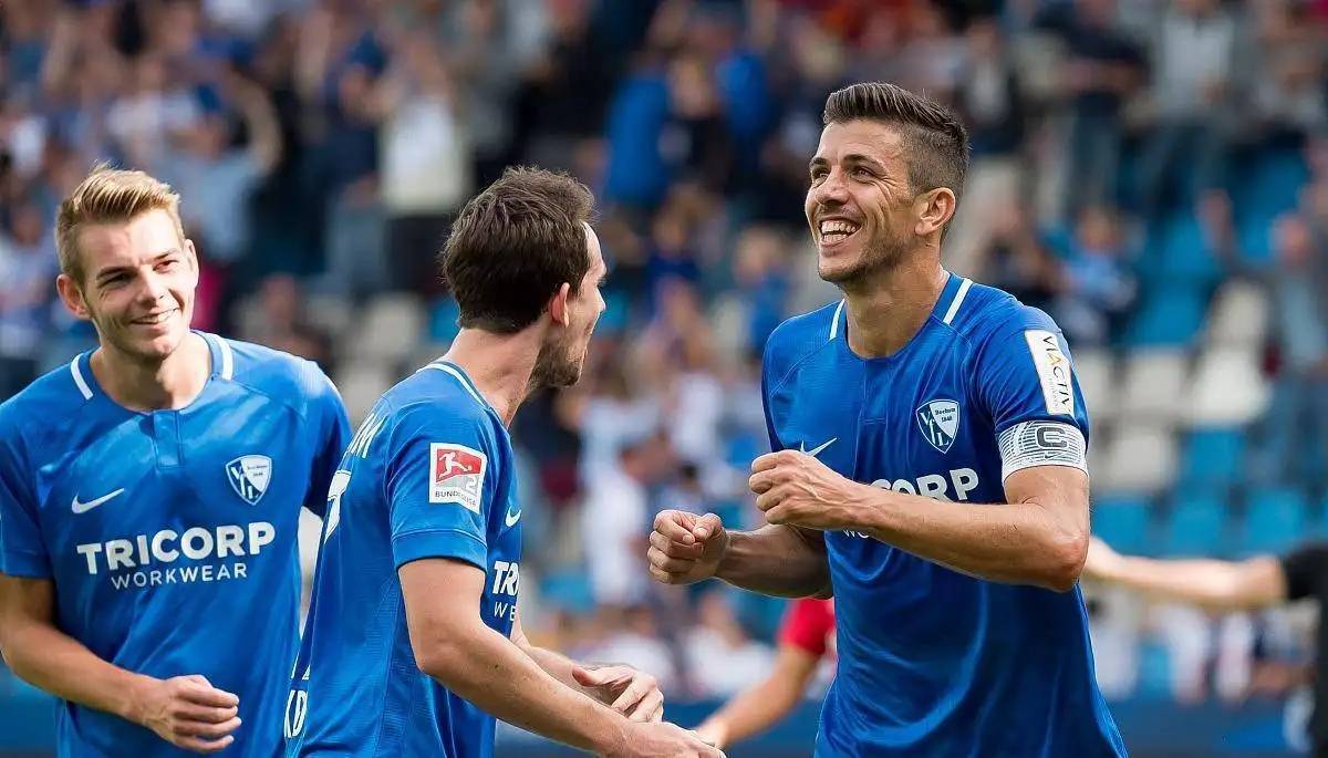 1xbit体育注册-关于法兰克福连胜状态持续，球队冲击前八士气高昂的信息