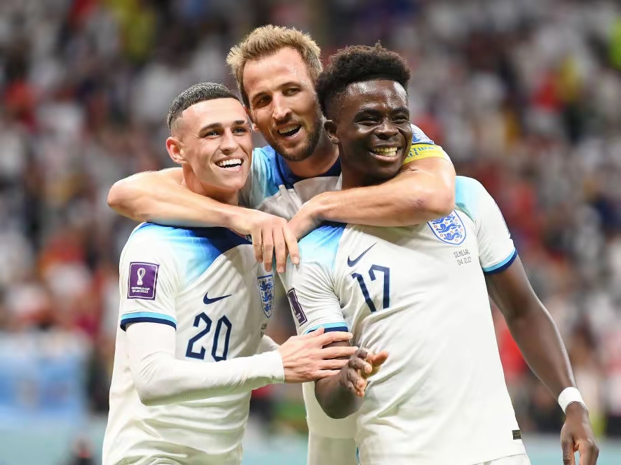 英格兰队迎战德国队,夺取关键胜利 英格兰队迎战德国队,夺取关键胜利