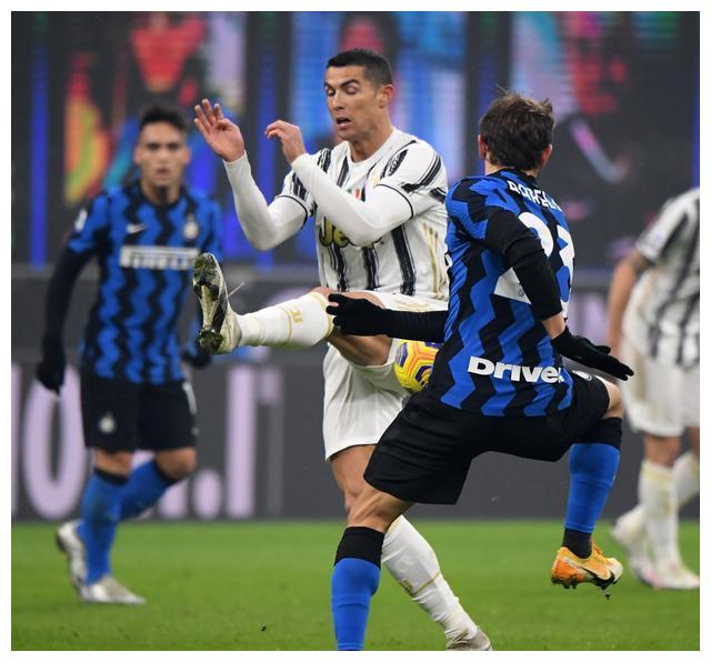 尤文图斯-完败，梗阻困难！的简单介绍